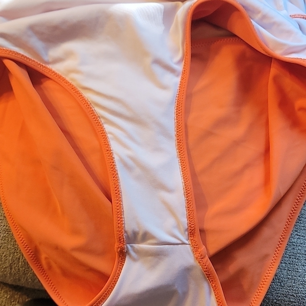 SWIMMSUIT size m - Picture 6 of 7